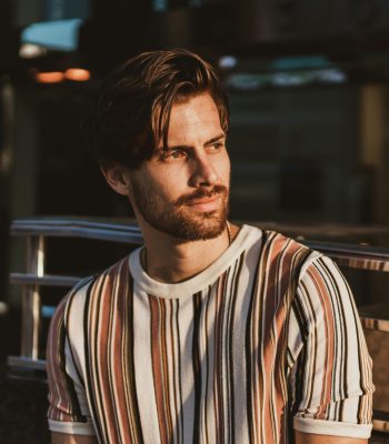 pexels-jeiteerei-2221877